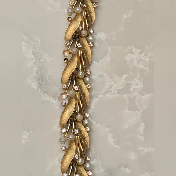 Crown Trifari Pearl & Crystal Bracelet 1950s Vintage Jewelry Floral - Picture 7 of 11
